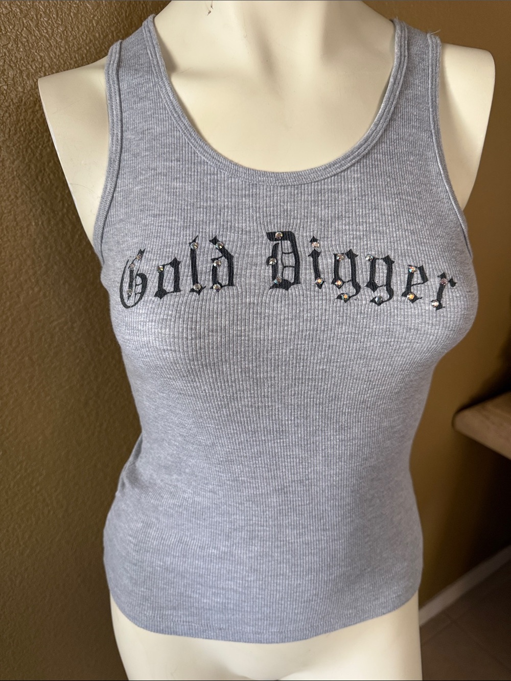 Ribbed Gray Tank Top with 'Gold Digger' Script